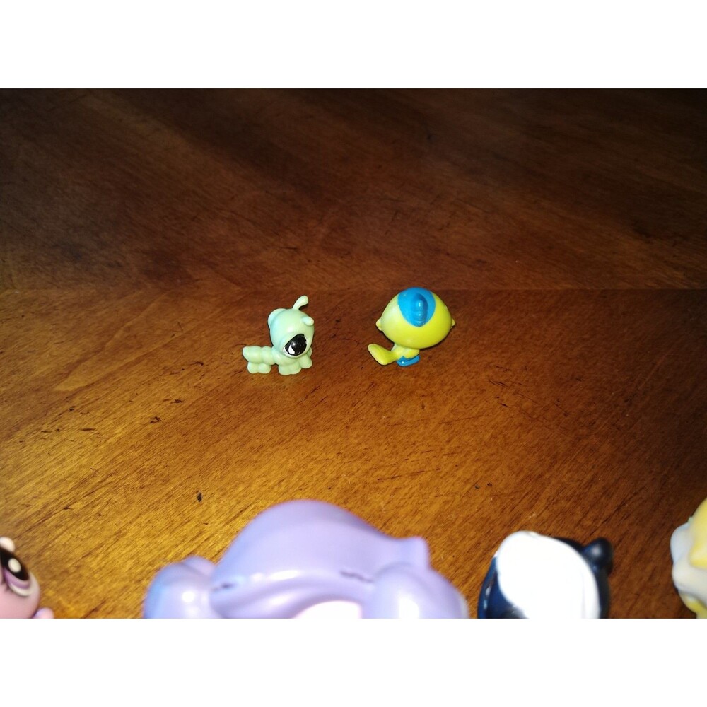 Littlest Pet Shop Lot 12 Pets LPS Butterfly Monkey Caterpillar Magic Motion Cat - Picture 12 of 15